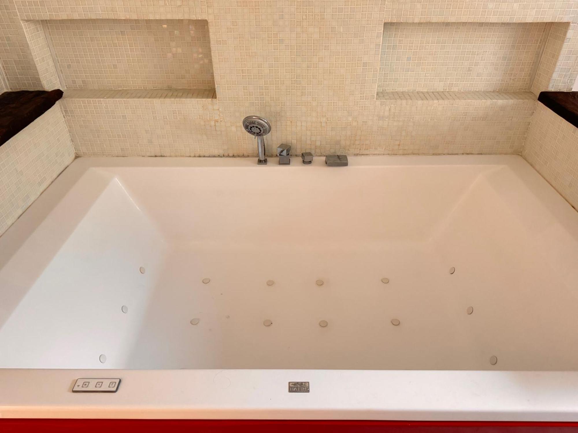 Casa Bisou Italia Wifi Et Parking Free Privato Villa Diano San Pietro Exterior photo