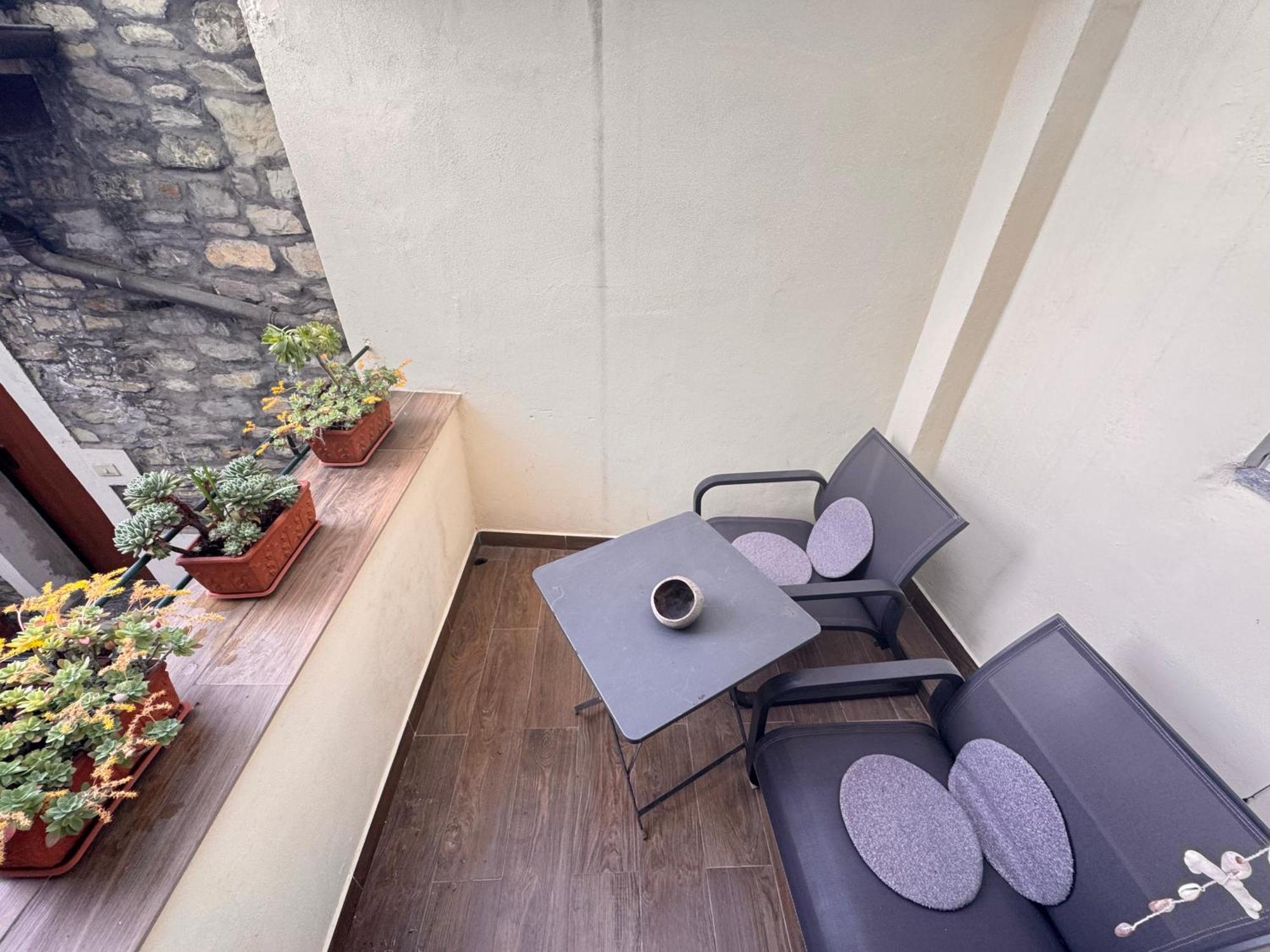 Casa Bisou Italia Wifi Et Parking Free Privato Villa Diano San Pietro Exterior photo